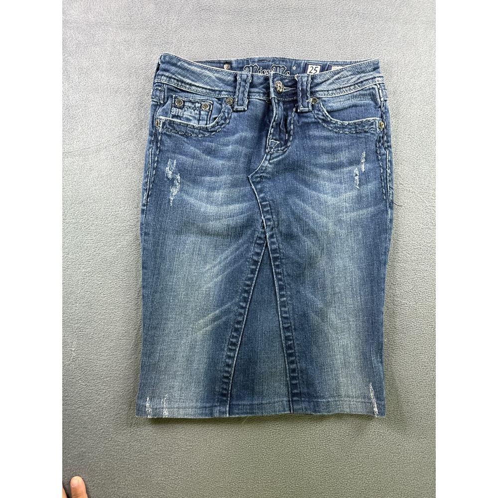 Miss Me Jean‎ Skirt. Size 25 Made From Miss Me jeans.  Jps5014st-18